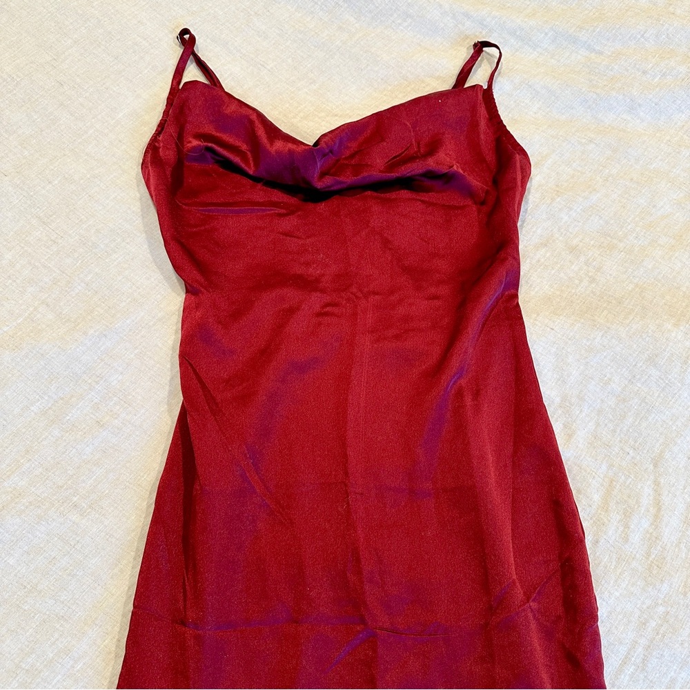 PrettyLittleThing Dress - Picture 6 of 9